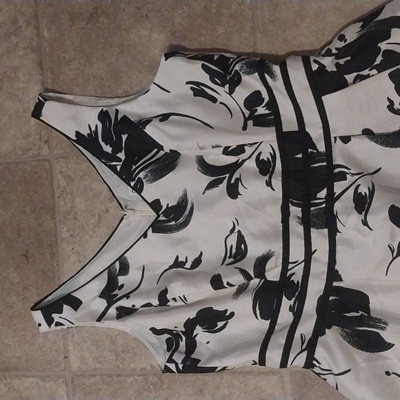 Jessica Howard Black and White Floral Dress - Picture 3 of 9